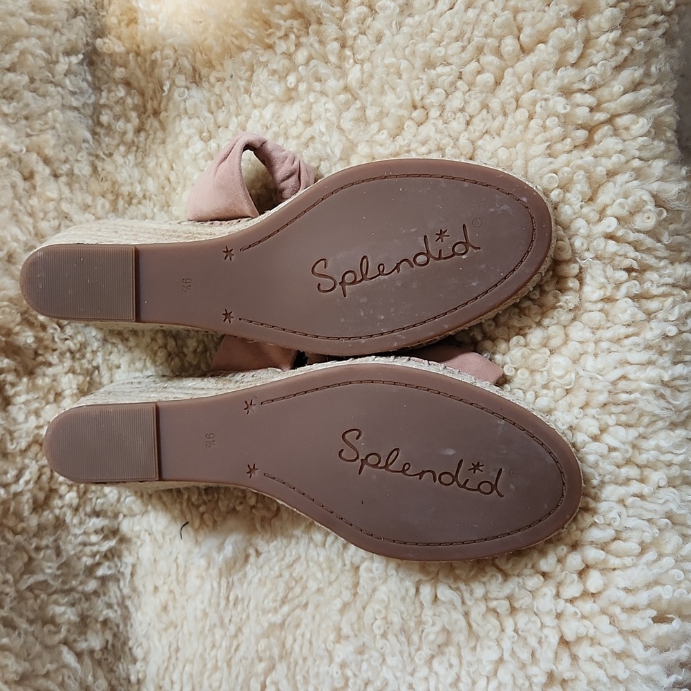 Sandals - Picture 4 of 9